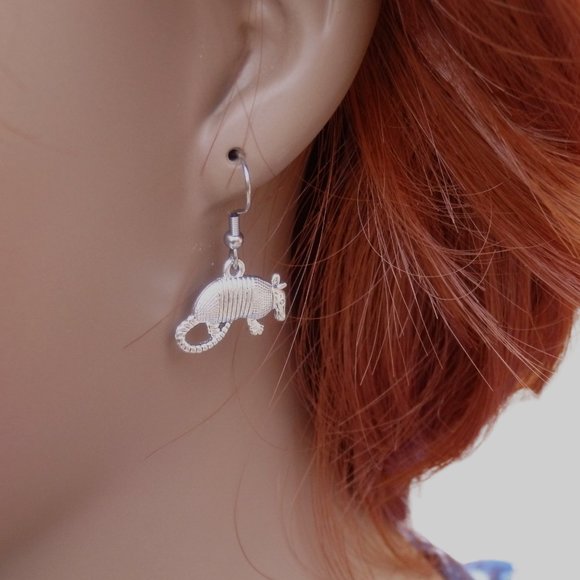 Armadillo Earrings 4067 - Picture 2 of 5
